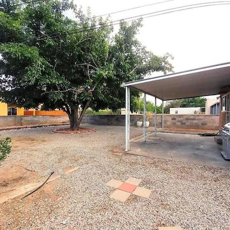 Amazing 2Br Home - Steps To Unm North Campus Albuquerque Exteriér fotografie